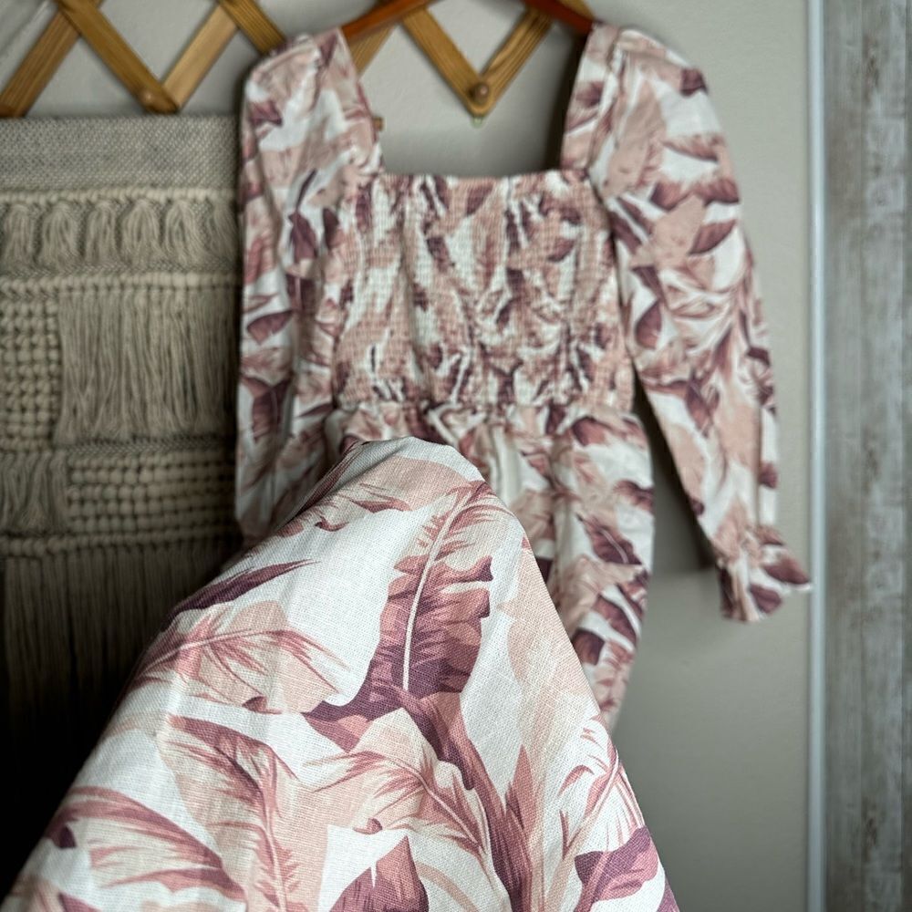 HOUSE OF HARLOW 1960 Smocked Palm Leaf Linen Midi Dress
